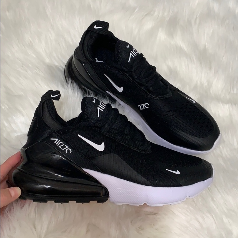 Nike Air Max 270